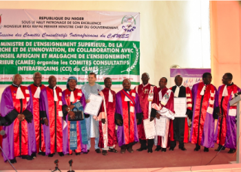 Des universitaires distingués par le CAMES, pour service rendu à l’enseignement supérieur